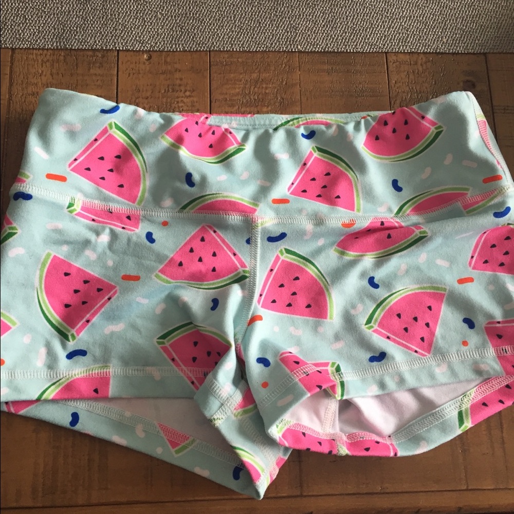 Fleo Shorts